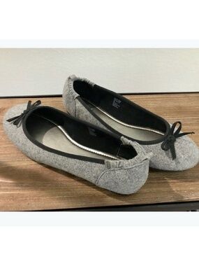 NIB BAKERS SHOES GIANNA GRAY FLANNEL BALLET FLATS 9